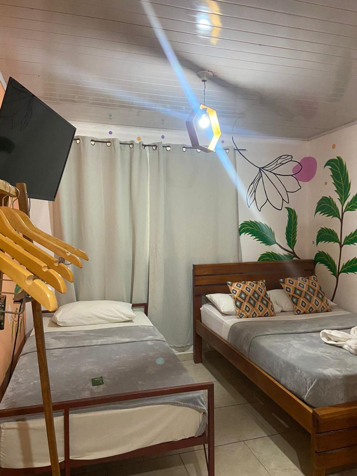 Hostel Travelers Читре Экстерьер фото